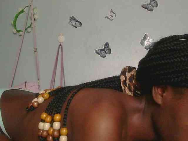 Melaninqueen19 webcam