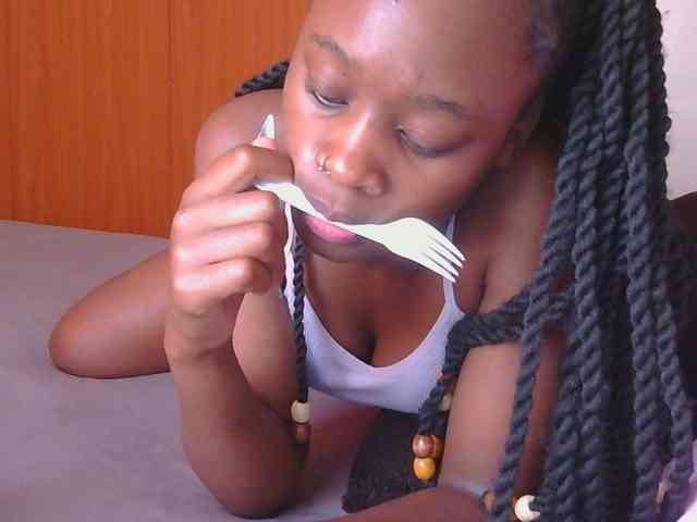 Melaninqueen19 webcam