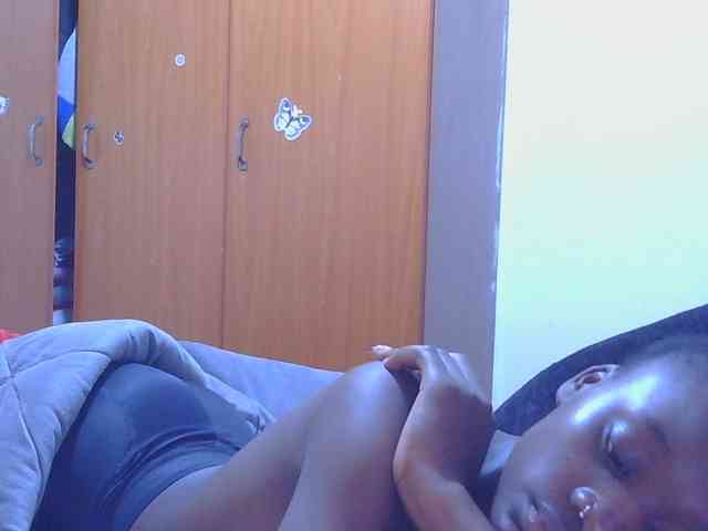 Melaninqueen19 webcam
