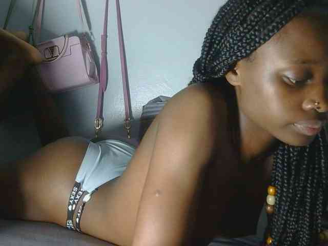 Melaninqueen19 webcam