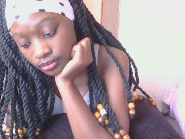 Melaninqueen19 webcam