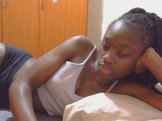 Melaninqueen19 webcam