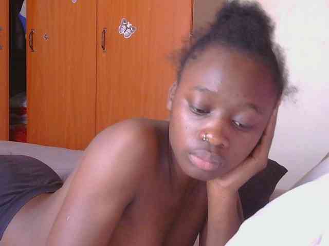 Melaninqueen19 webcam