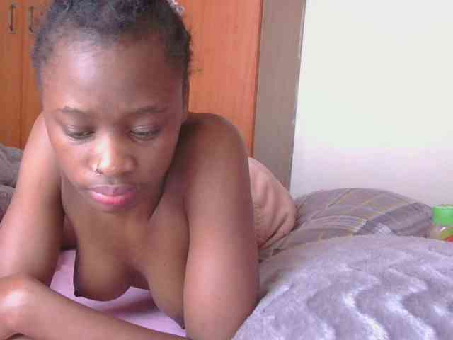 Melaninqueen19 webcam