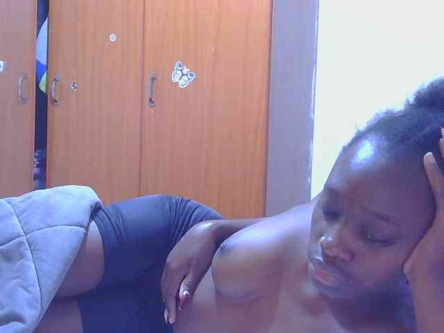 Melaninqueen19 webcam