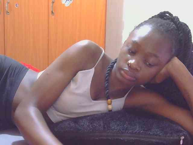 Melaninqueen19 webcam