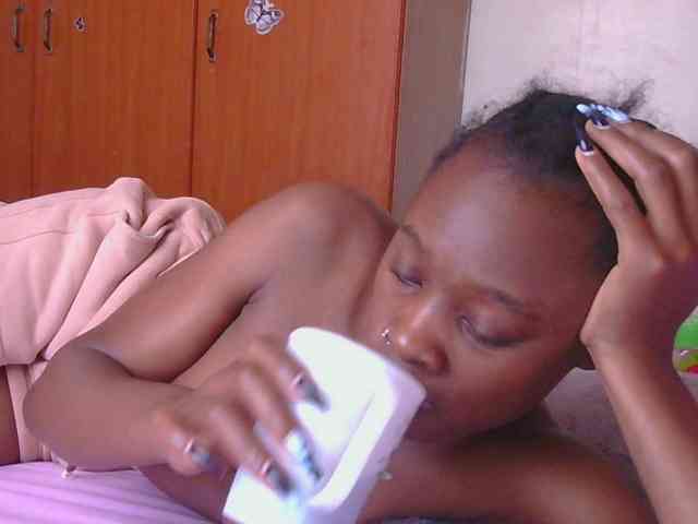 Melaninqueen19 webcam