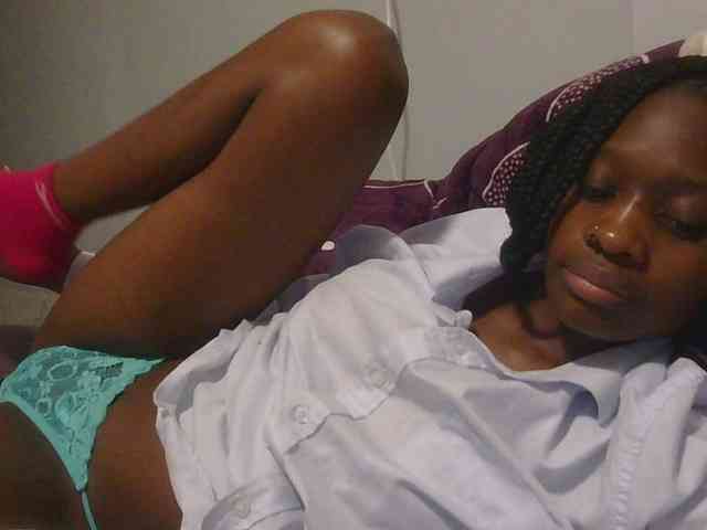 Melaninqueen19 webcam