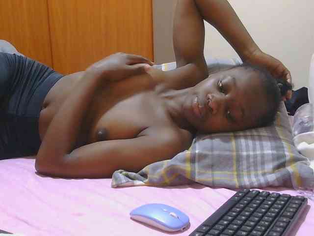 Melaninqueen19 webcam