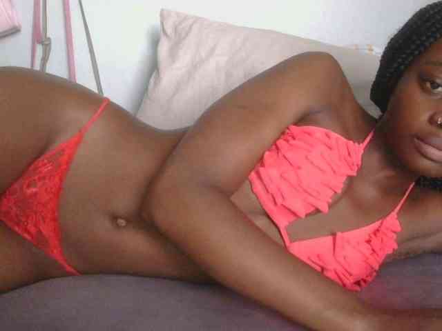 Melaninqueen19 webcam