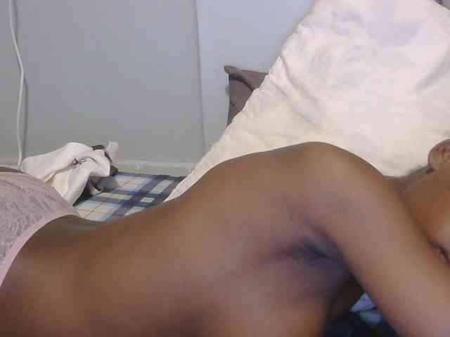 Melaninqueen19 webcam
