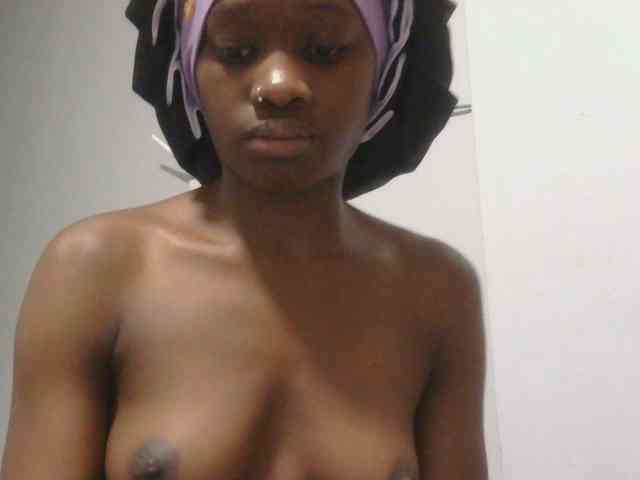 Melaninqueen19 webcam