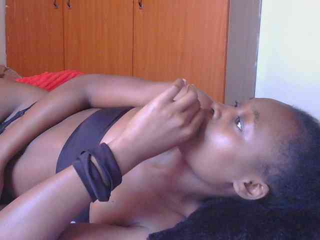 Melaninqueen19 webcam
