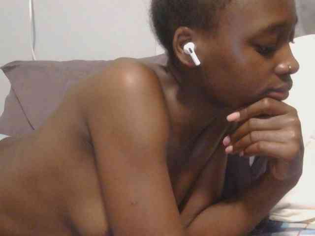 Melaninqueen19 webcam