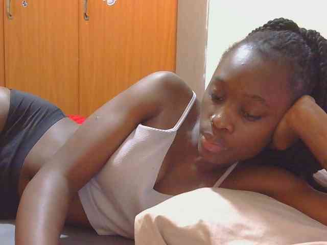 Melaninqueen19 webcam