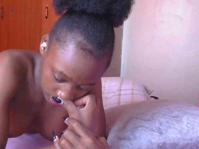Melaninqueen19 webcam