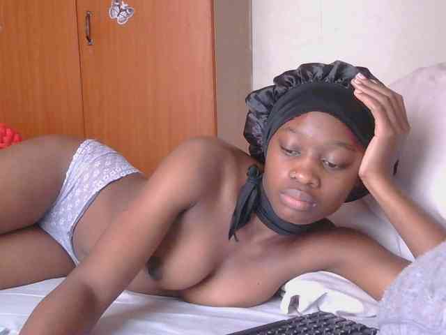 Melaninqueen19 webcam