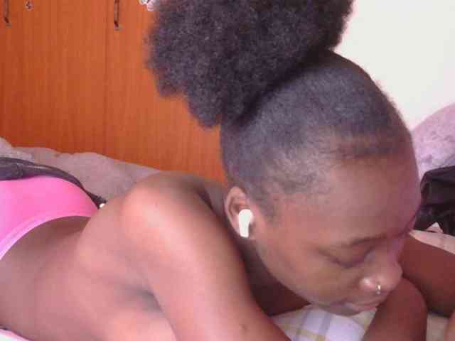 Melaninqueen19 webcam
