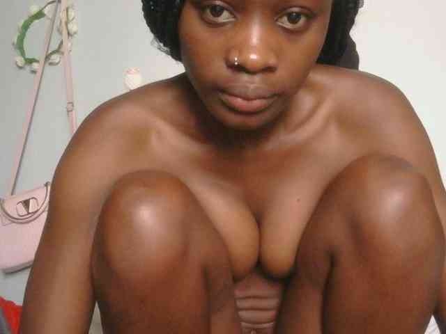 Melaninqueen19 webcam