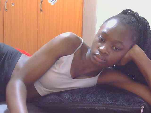 Melaninqueen19 webcam
