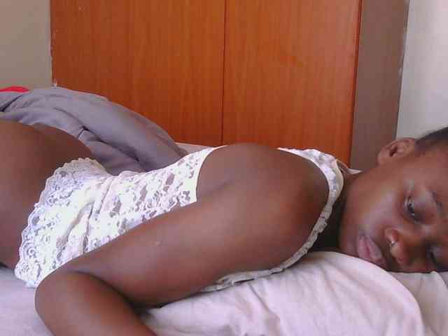 Melaninqueen19 webcam
