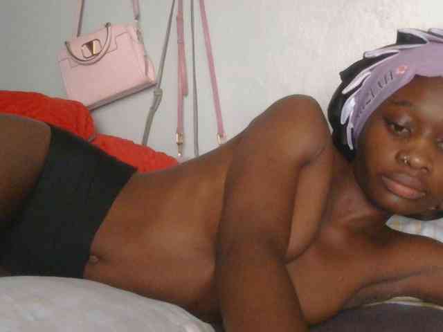 Melaninqueen19 webcam