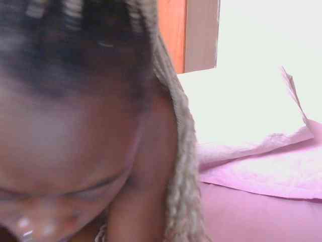 Melaninqueen19 webcam