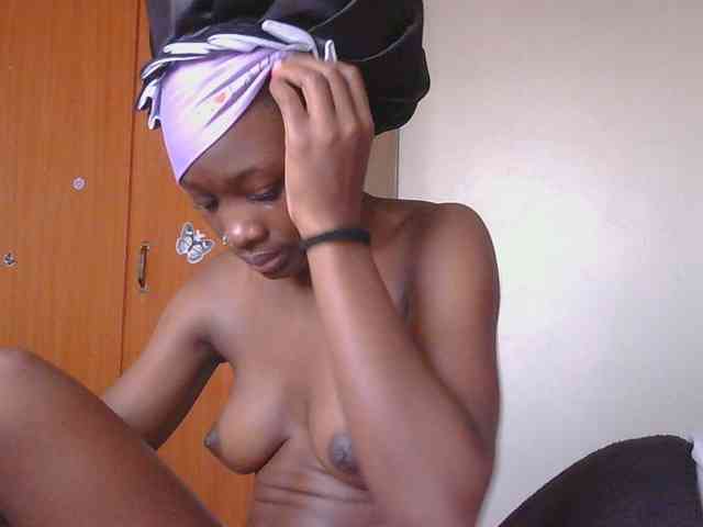 Melaninqueen19 webcam