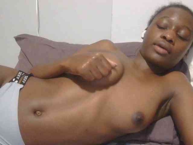 Melaninqueen19 webcam