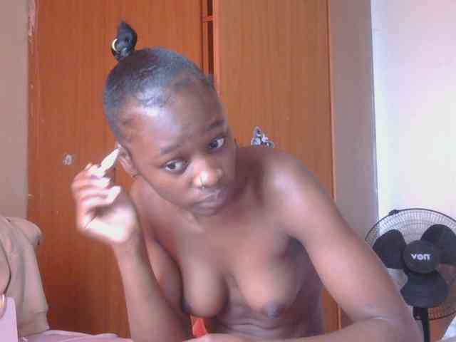 Melaninqueen19 webcam