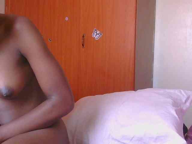 Melaninqueen19 webcam