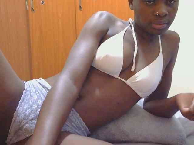 Melaninqueen19 webcam