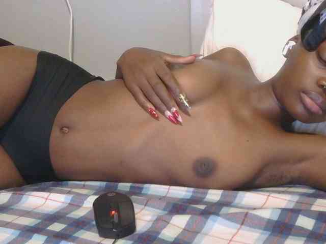 Melaninqueen19 webcam