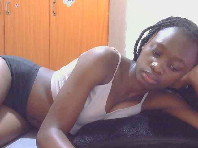 Melaninqueen19 webcam