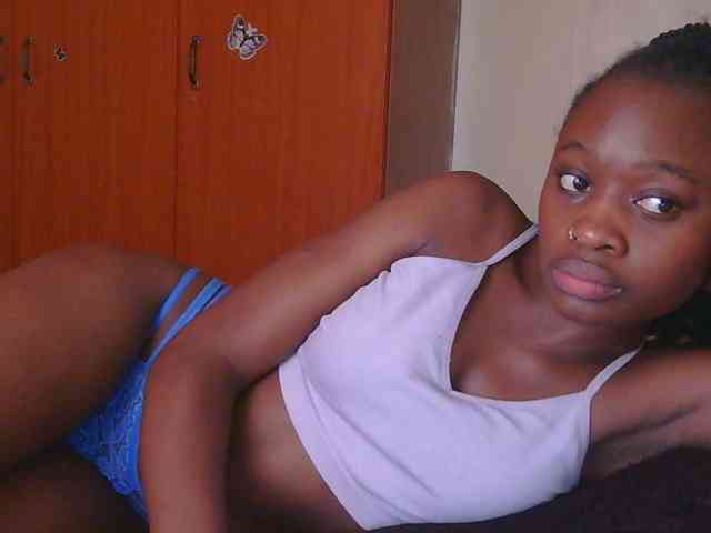 Melaninqueen19 webcam