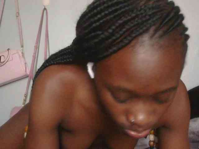 Melaninqueen19 webcam