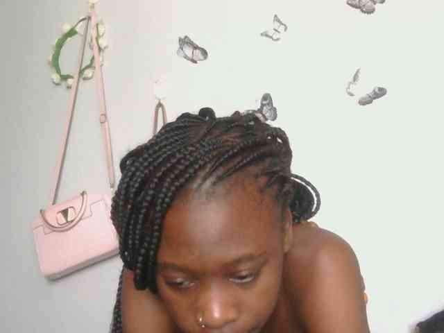 Melaninqueen19 webcam