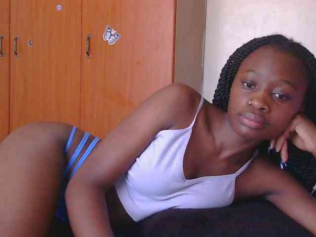 Melaninqueen19 webcam