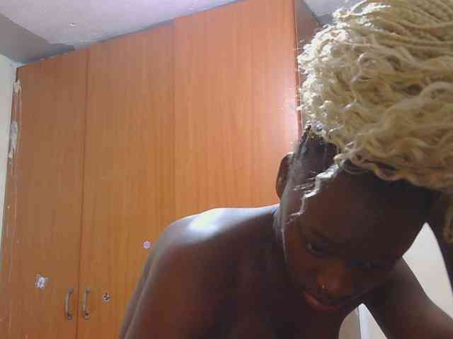 Melaninqueen19 webcam