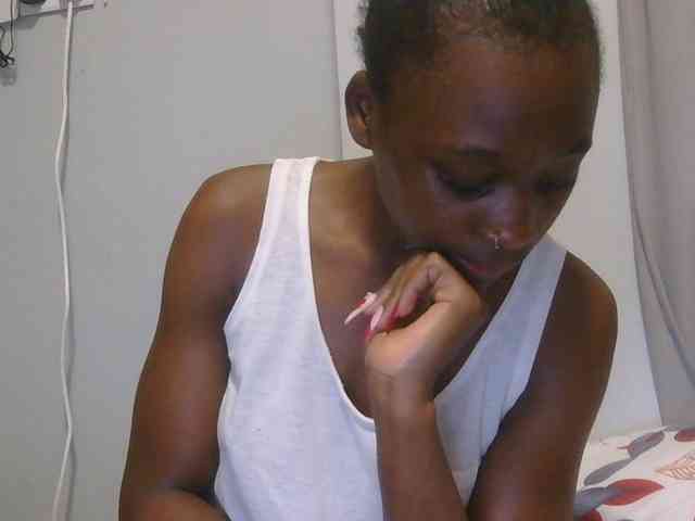 Melaninqueen19 webcam
