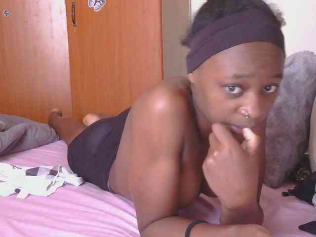 Melaninqueen19 webcam