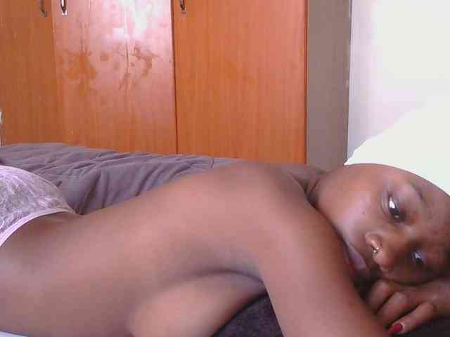 Melaninqueen19 webcam
