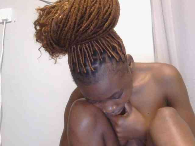 Melaninqueen19 webcam