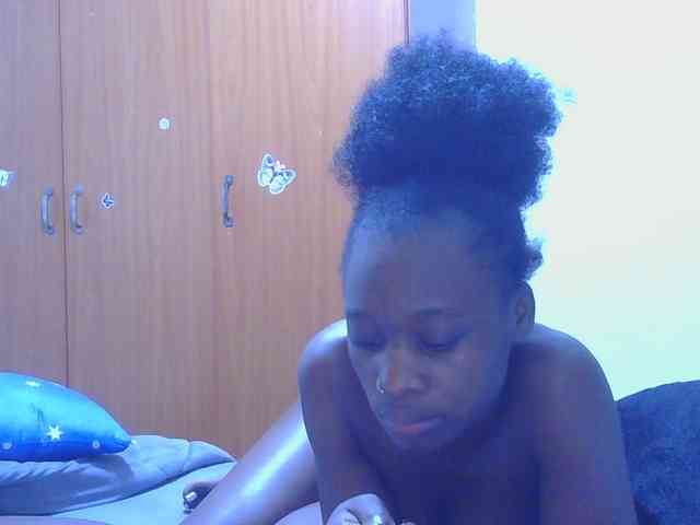 Melaninqueen19 webcam