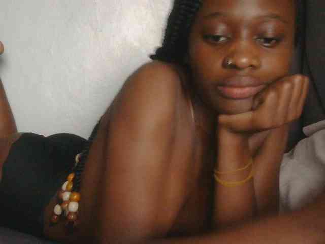 Melaninqueen19 webcam