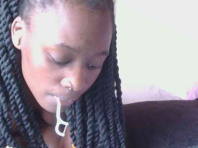 Melaninqueen19 webcam