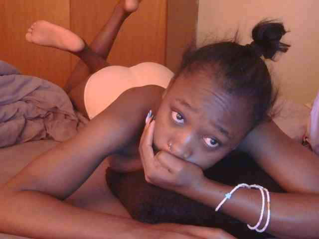 Melaninqueen19 webcam
