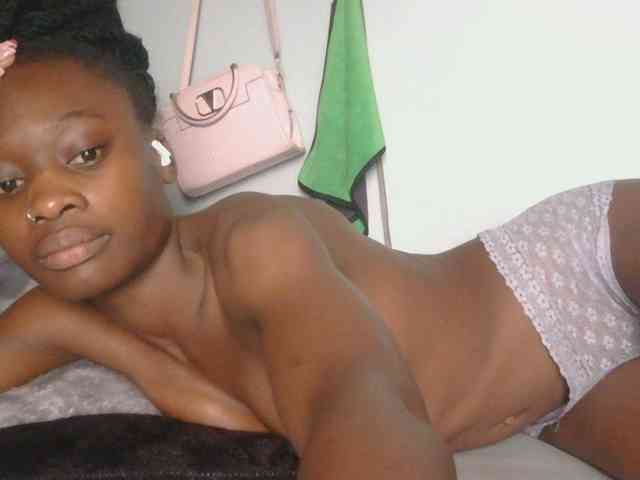 Melaninqueen19 webcam