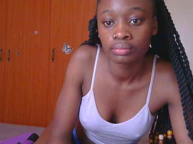Melaninqueen19 webcam