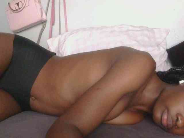 Melaninqueen19 webcam